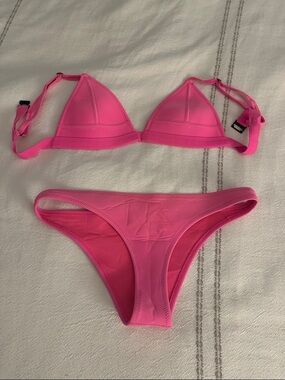 triangl swimwear Neon Pink Triangle Bikini Set